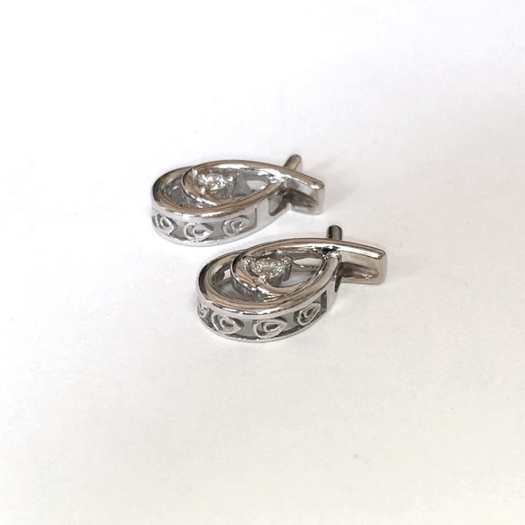 TWO Solid 10K (not 14K ) White Gold Natural Diamond Solitaire Pendants - Picture 6 of 17